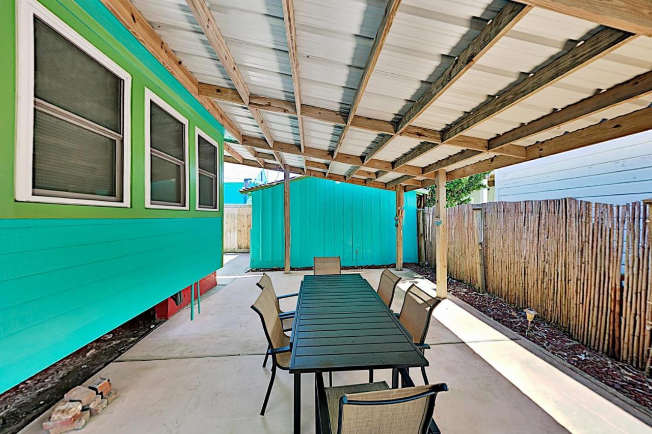 Sky Blue Beach Galveston Exterior photo