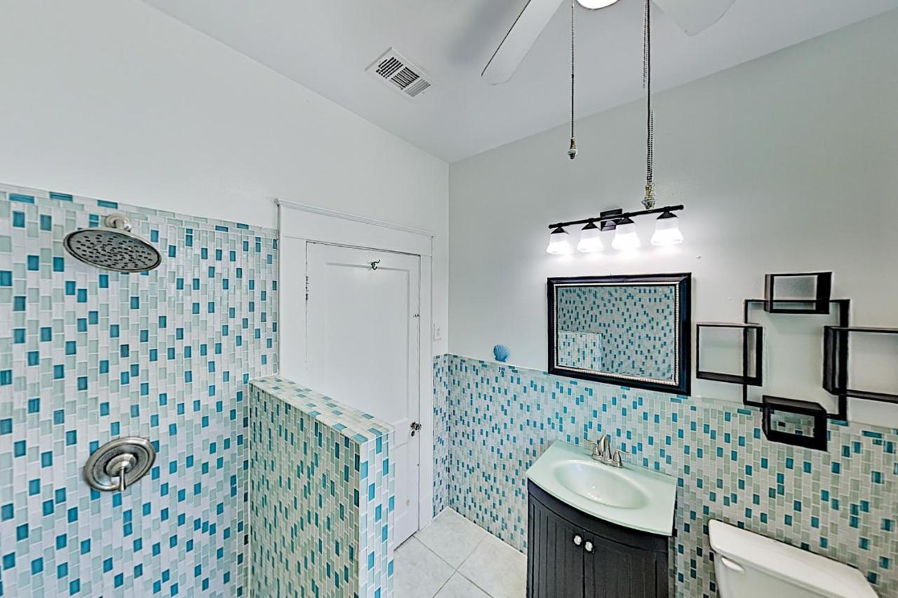 Sky Blue Beach Galveston Exterior photo